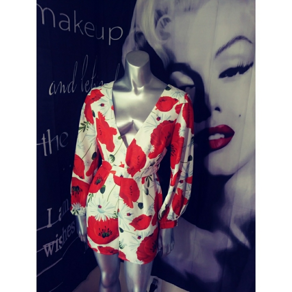 Lady bug romper. Luxe SZ Small